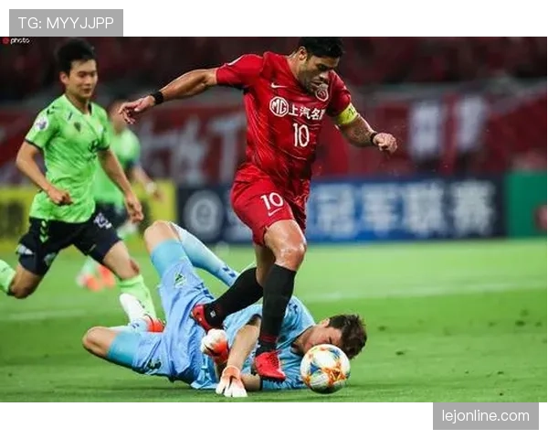 胡尔克射门威胁提升:解析其撕开防线的进攻进化 胡尔克射门威胁提升:解析其撕开防线的进攻进化